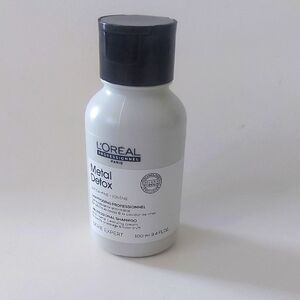L'Oreal metal detox shampoo 100ml
